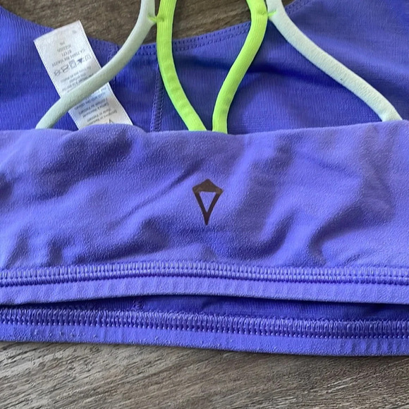 Ivivva Lululemon Sports Bra lot size 12 - Picture 4 of 8